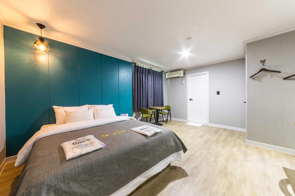 Ost Hotel Chuncheon Eksteriør billede
