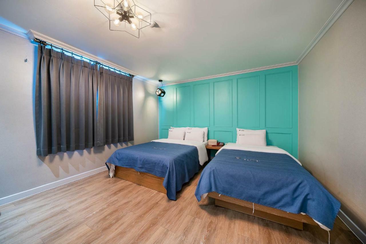 Ost Hotel Chuncheon Eksteriør billede
